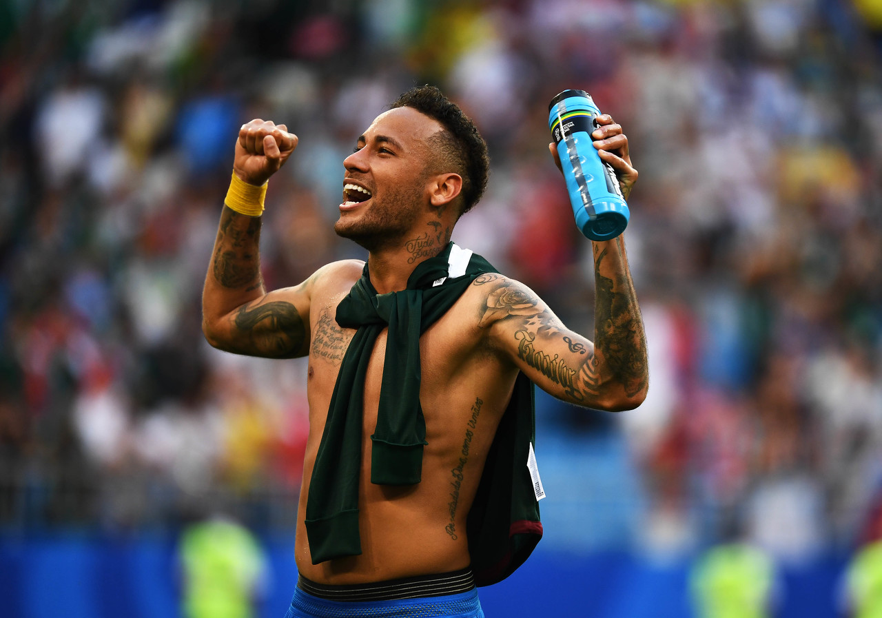 NBA焦点 火箭120-96战胜篮网